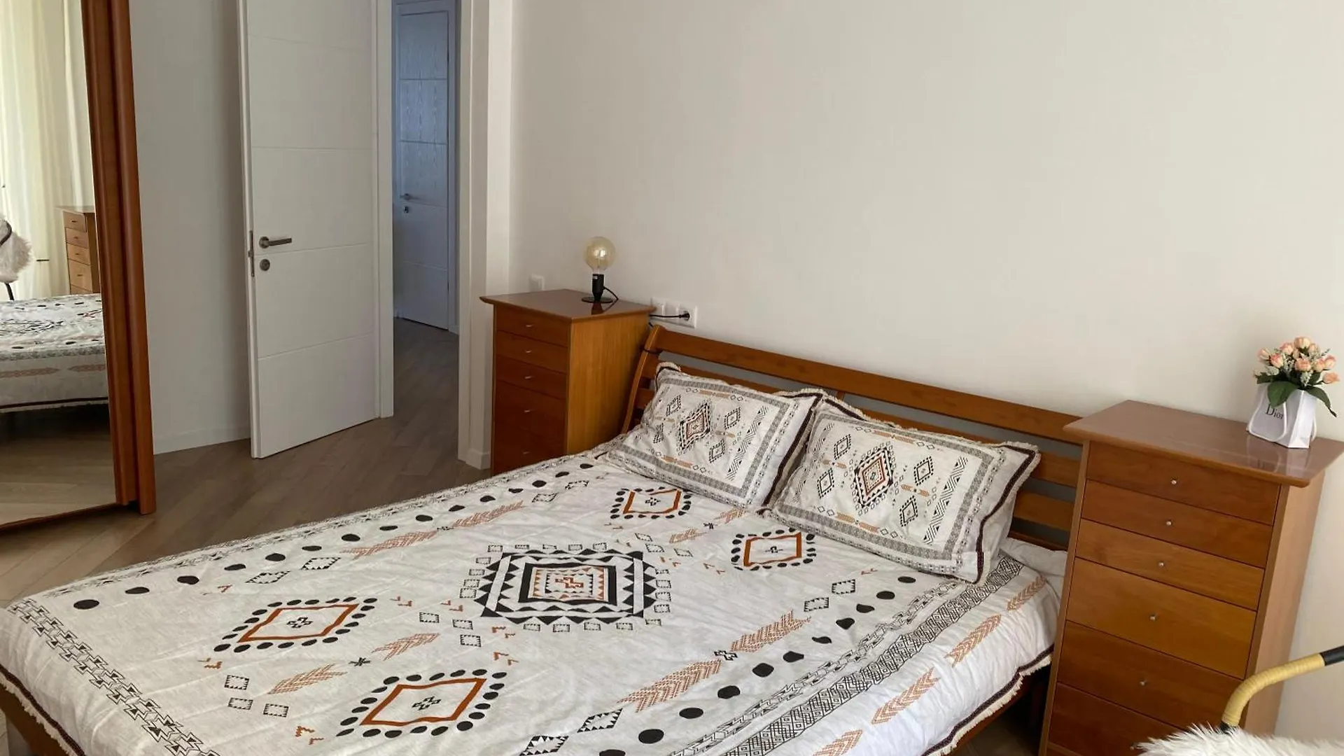 דירה טביליסי Beautiful Home